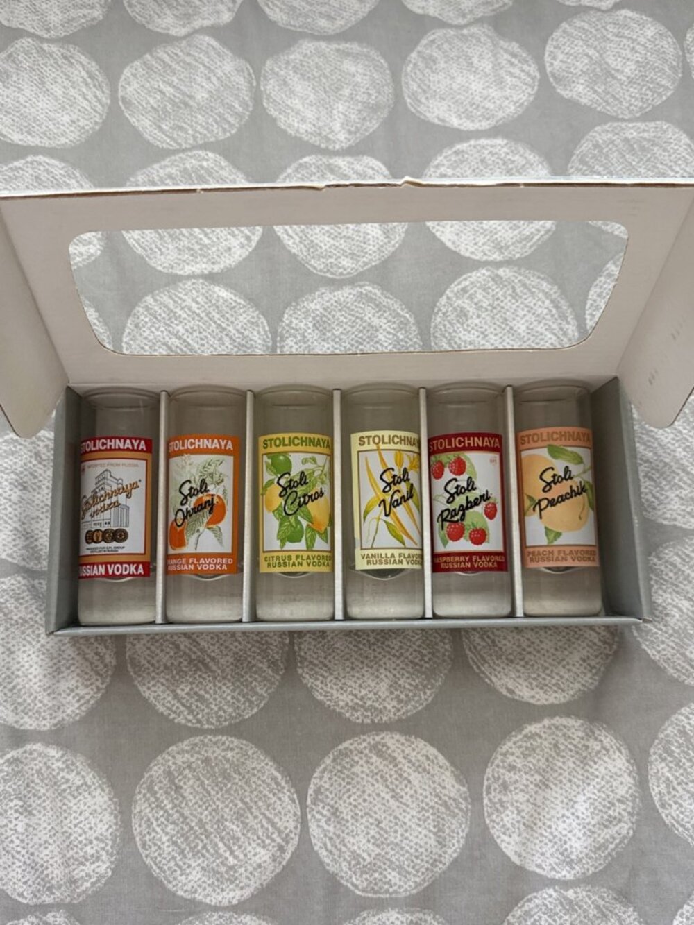 NEW Stolichnaya Stoli Vodka Luminarc Set of 6 Shot Glasses 2 oz